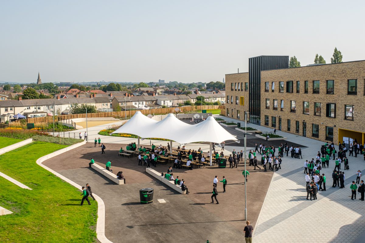 Fitzalan High School Wins RICS Wales Award
